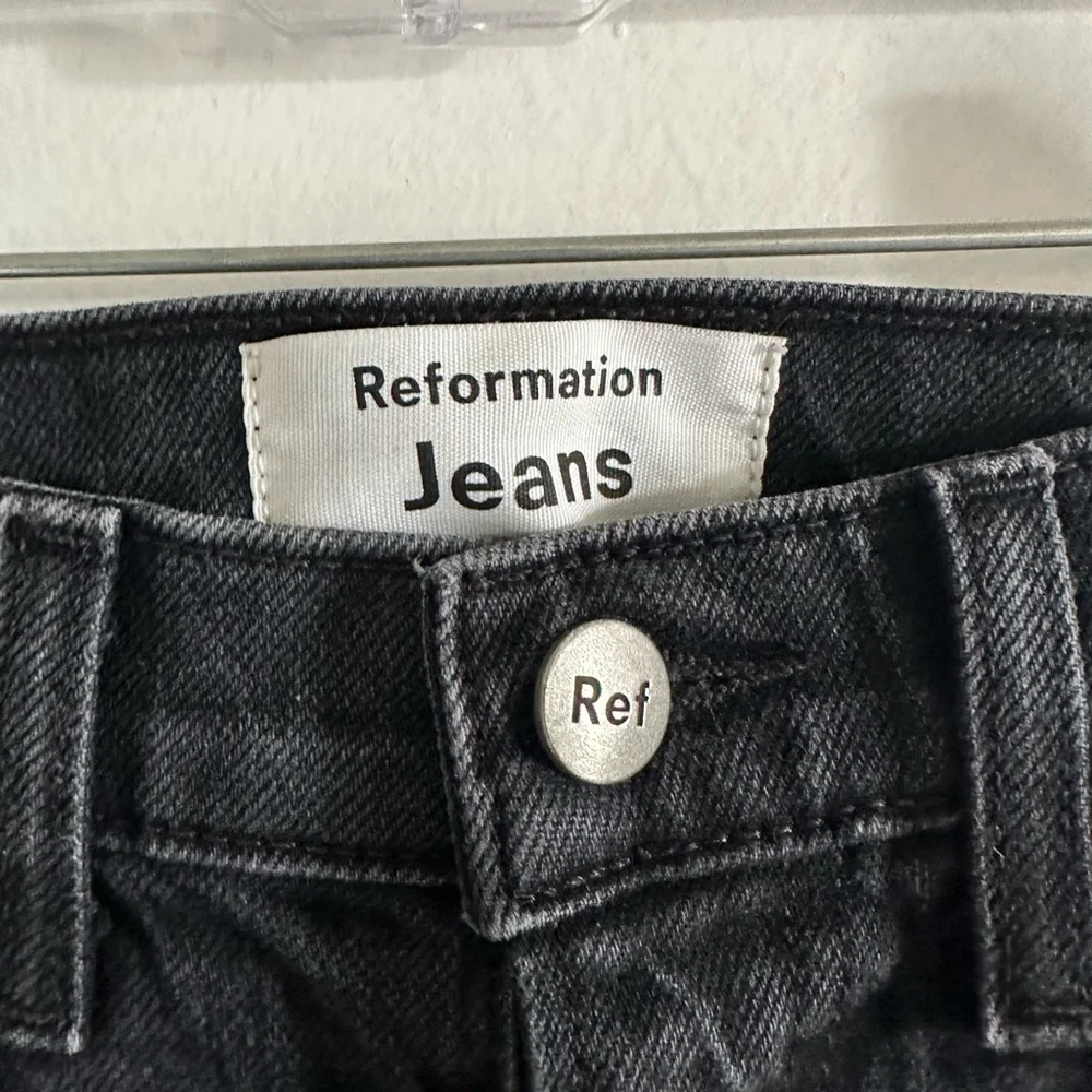 Reformation Jeans Denim Black Cindy Bootleg Jean in Erie Wash size 24 EUC - Picture 6 of 10